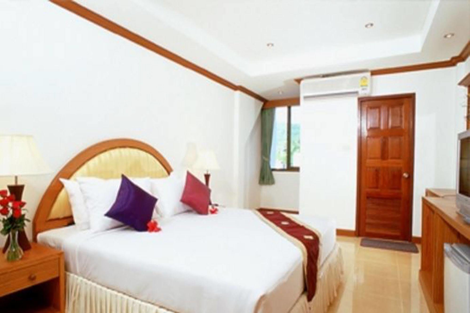 Grand Sea View Beach Resotel Липа Ной Екстериор снимка